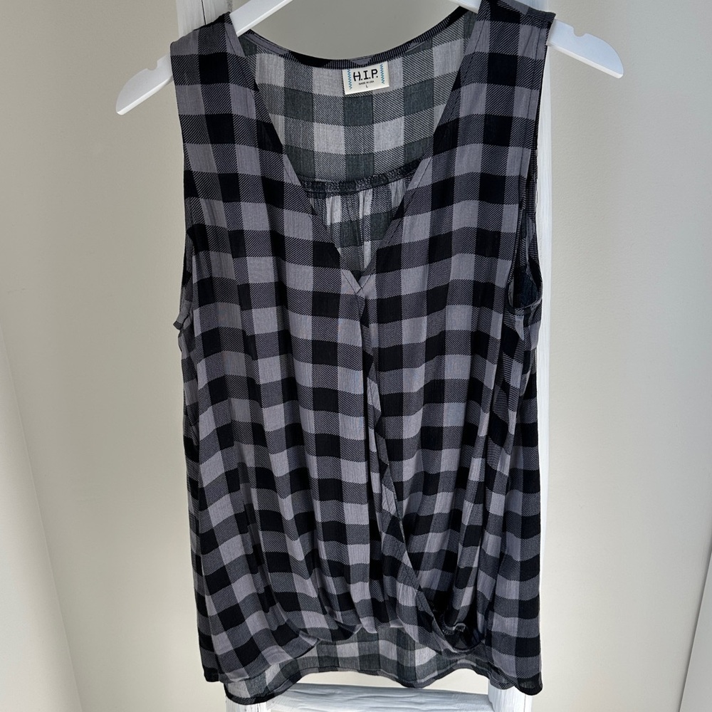 H.I.P. Women’s Surplice Buffalo Checkered Draped Tank Top Size Large